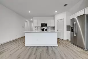 132 Sweetwater Crk Ln, Hutto, TX 78634 - Photo 9