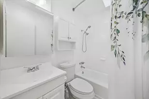 213 Lessin Ln, Austin, TX 78704 - Photo 15