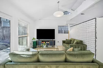 213 Lessin Lane, Austin, TX 78704 - Photo 9