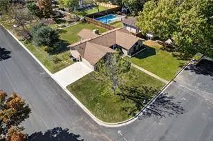 2403 N Shields Dr, Austin, TX 78727 - Photo 33