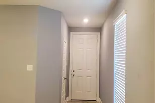 313 Los Cobos Ln, Georgetown, TX 78626 - Photo 3