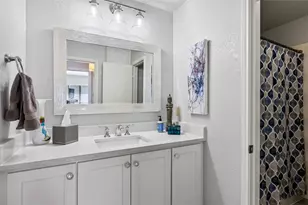 5601 Barker Ridge Dr, Austin, TX 78759 - Photo 19