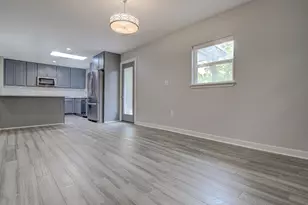 1311 Westmoor Dr, Austin, TX 78723 - Photo 9