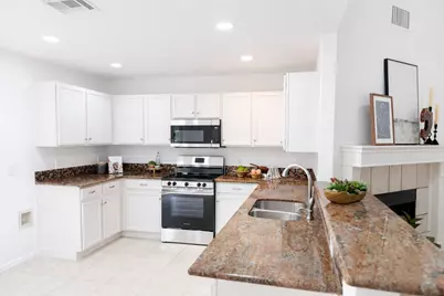 1801 Brentwood Drive, Leander, TX 78641 - Photo 11