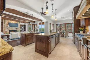 7009 Greenshores Dr, Austin, TX 78730 - Photo 11