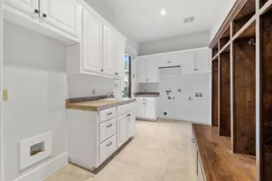 7009 Greenshores Dr, Austin, TX 78730 - Photo 31