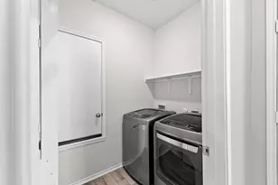 129 Bracken Fern Ln, Georgetown, TX 78626 - Photo 11