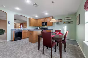 102 Camellia Dr, Hutto, TX 78634 - Photo 15