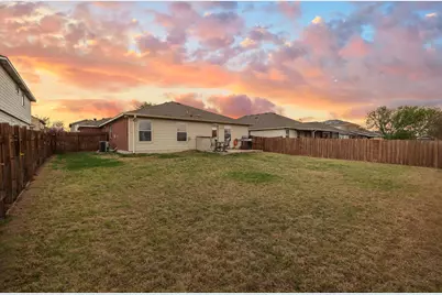 102 Camellia Drive, Hutto, TX 78634 - Photo 5