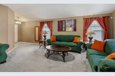 102 Camellia Drive, Hutto, TX 78634 - Photo 9