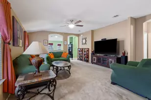 102 Camellia Dr, Hutto, TX 78634 - Photo 11