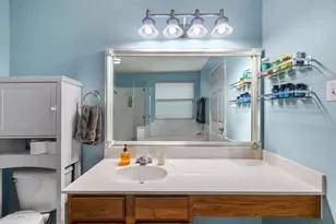 102 Camellia Dr, Hutto, TX 78634 - Photo 21