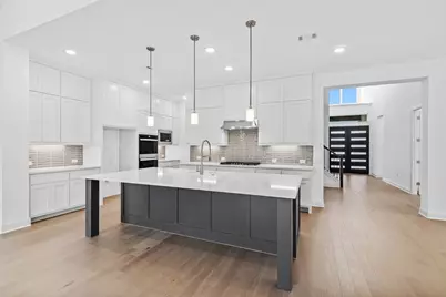 6808 Liberty Grotto Court, Lago Vista, TX 78645 - Photo 9