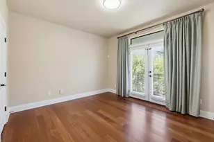 6533 E Hill Dr, Austin, TX 78731 - Photo 17