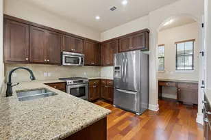 6533 E Hill Dr, Austin, TX 78731 - Photo 5