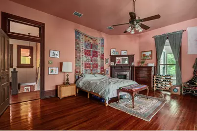 124 N Hamilton Street, Gonzales, TX 78629 - Photo 21