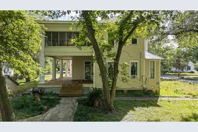 124 N Hamilton Street, Gonzales, TX 78629 - Photo 29