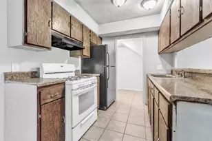 5805 Cougar Dr, Austin, TX 78745 - Photo 3