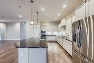 233 Arapaho Dr, Kyle, TX 78640 - Photo 15