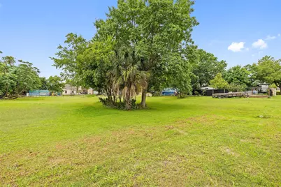 718 Kimbro Street, Taylor, TX 76574 - Photo 25