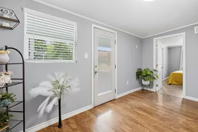 718 Kimbro Street, Taylor, TX 76574 - Photo 13