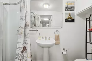 718 Kimbro St, Taylor, TX 76574 - Photo 19