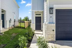 7416 Sparkling Light Dr, Del Valle, TX 78617 - Photo 3