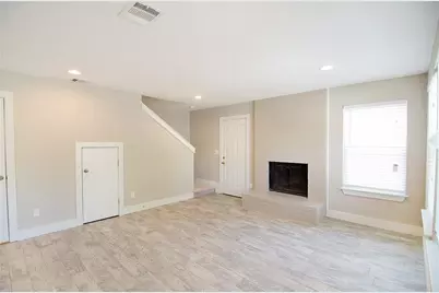 11901 Alpheus Avenue #B, Austin, TX 78759 - Photo 9