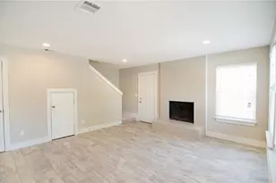 11901 Alpheus Ave, Austin, TX 78759 - Photo 9