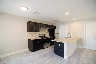 11901 Alpheus Avenue #B, Austin, TX 78759 - Photo 3