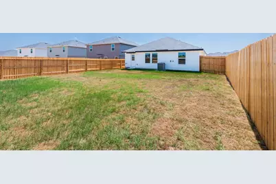2115 Windflower Lane, Luling, TX 78648 - Photo 17