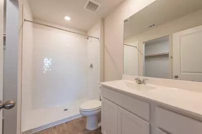 2115 Windflower Lane, Luling, TX 78648 - Photo 9