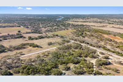 1422 Rm 2766, Johnson City, TX 78636 - Photo 25