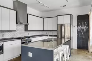 900 Brentwood St, Austin, TX 78757 - Photo 5