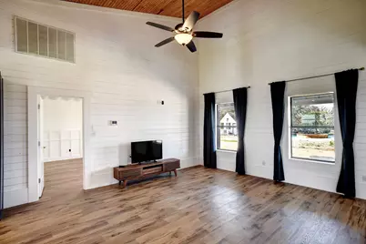 4165 Pin Oak Road, Muldoon, TX 78949 - Photo 7