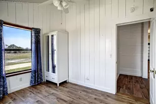 4165 Pin Oak Rd, Muldoon, TX 78949 - Photo 25