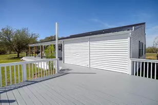 4165 Pin Oak Rd, Muldoon, TX 78949 - Photo 31