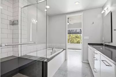 2301 S 5th Street #24, Austin, TX 78704 - Photo 23