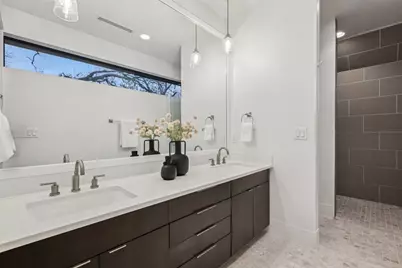 1114 Mariposa Drive #B, Austin, TX 78704 - Photo 11