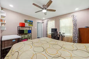 914 6th St, Blanco, TX 78606 - Photo 19