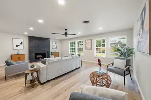 3012 Hunt Trail, Austin, TX 78757 - Photo 11