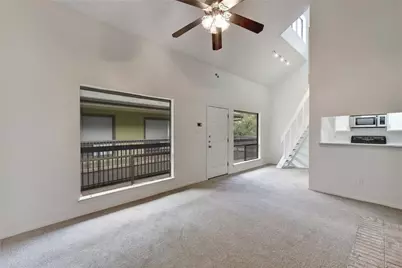 908 Poplar Street #204, Austin, TX 78705 - Photo 3
