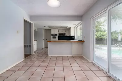 4802 Greystone Drive, Austin, TX 78731 - Photo 11