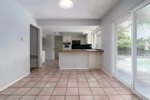 4802 Greystone Dr, Austin, TX 78731 - Photo 11