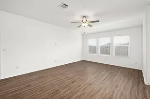 416 Escondido Cir, San Marcos, TX 78666 - Photo 5