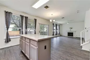 12733 Council Bluff Dr, Austin, TX 78727 - Photo 9