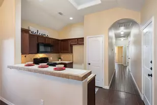 101 Creekside Villa Dr, Kyle, TX 78640 - Photo 5