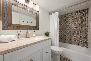 505 W 7th St, Austin, TX 78701 - Photo 13