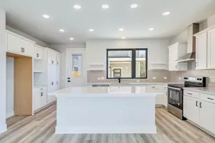 206 E Wonsley Dr, Austin, TX 78753 - Photo 9