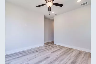 206 E Wonsley Drive #1, Austin, TX 78753 - Photo 11